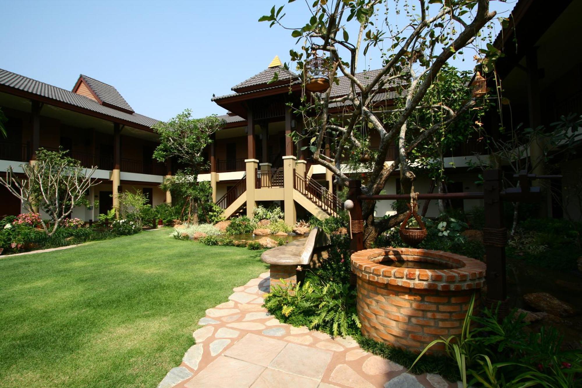 Mae Jo Golf Resort & Spa San Sai Exterior photo