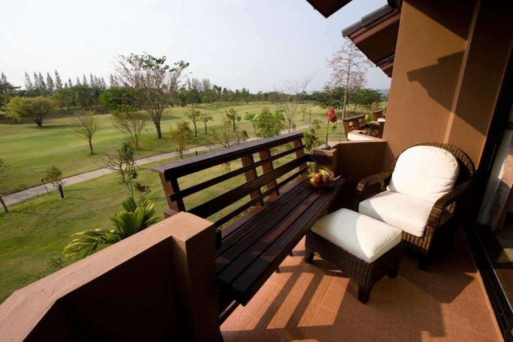 Mae Jo Golf Resort & Spa San Sai Room photo